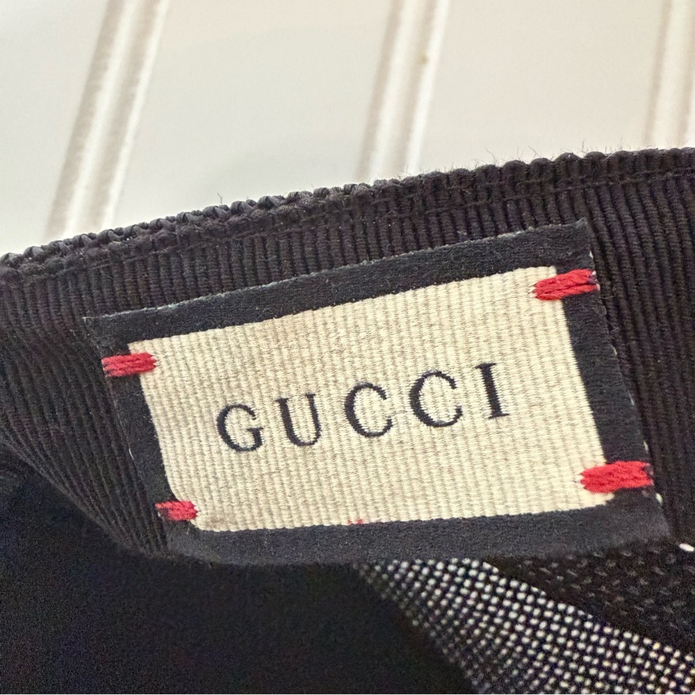 Gucci Black Monogram Mesh Cap - Picture 6 of 8